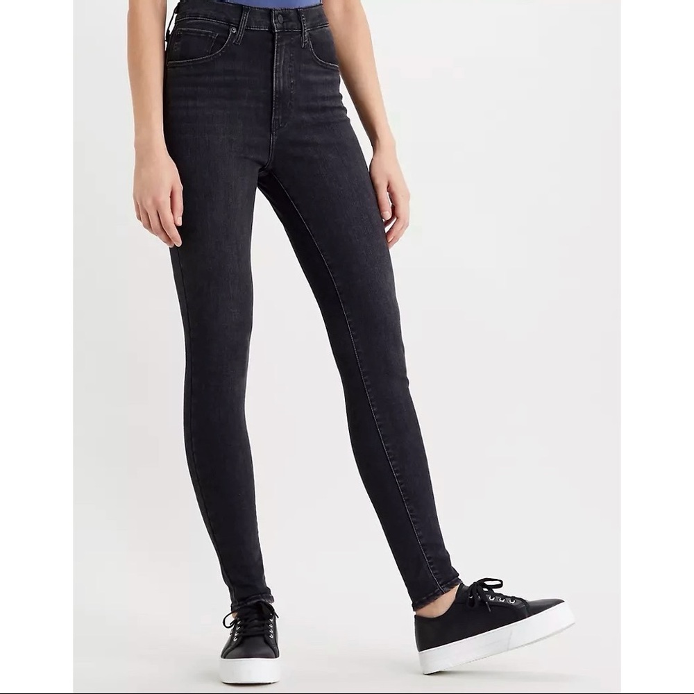 LEVI’s Mile High Super Skinny Black Sz 30